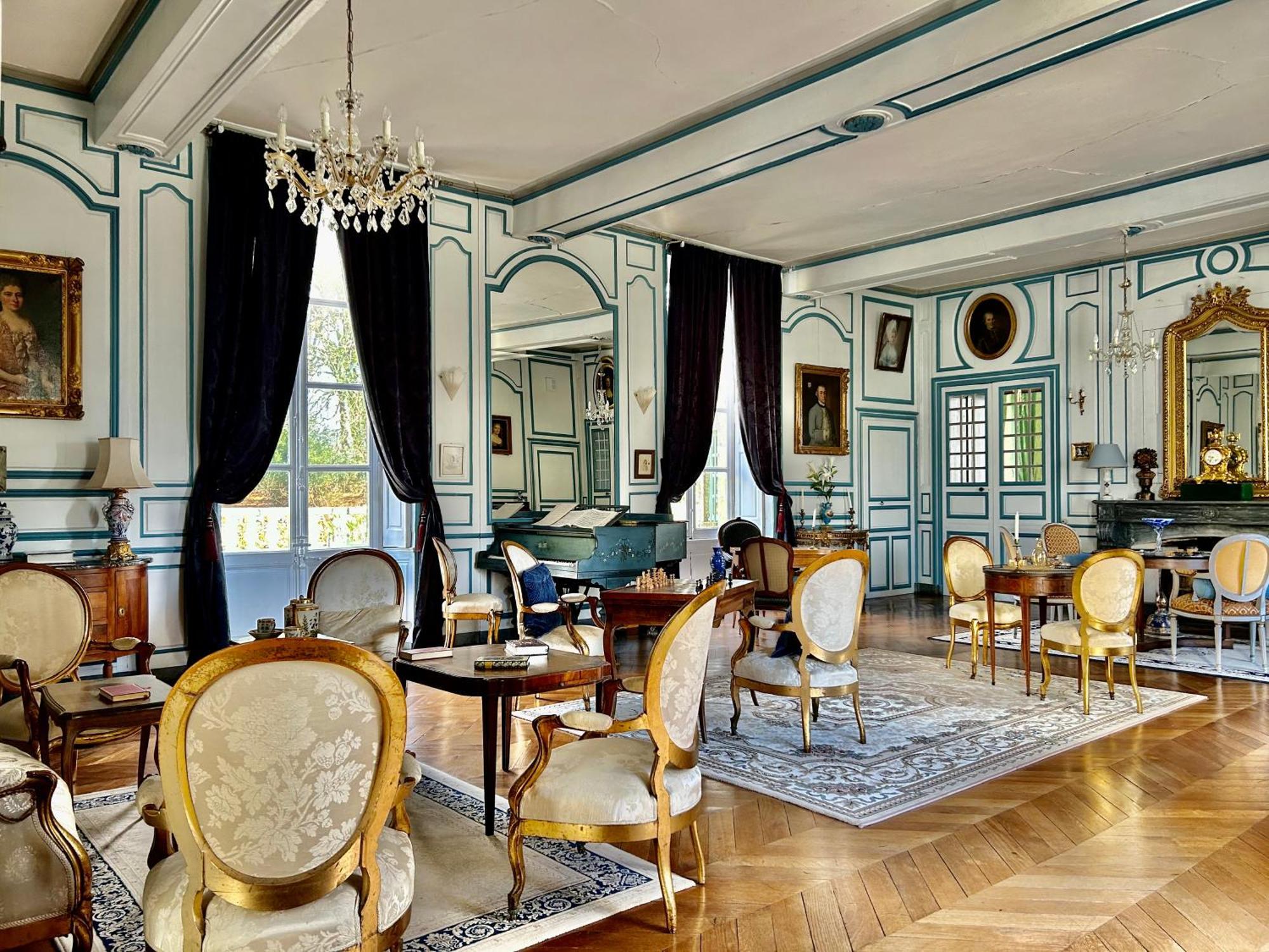 Château Des Feugerets Gasthof